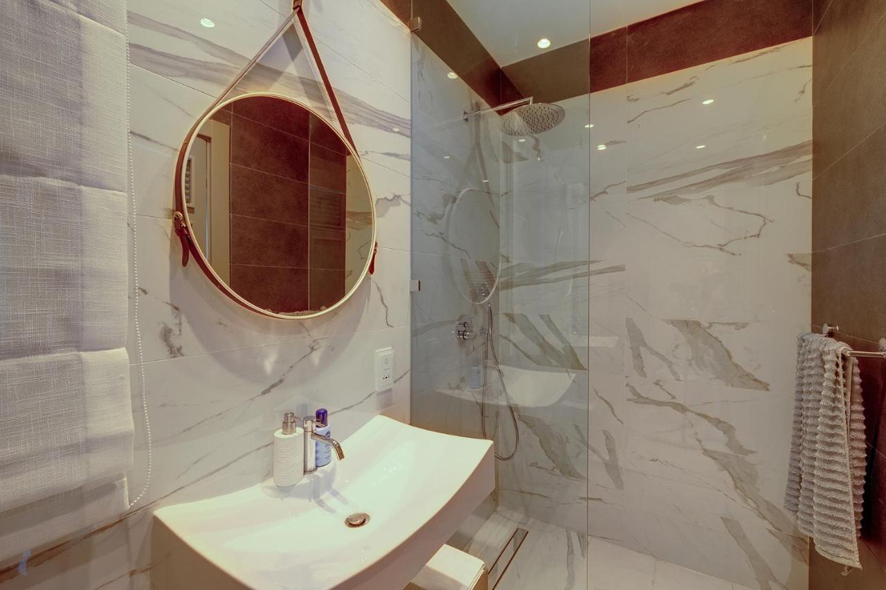 Super Luxury Apartment In Tigne Point, Amazing Sea Views 슬리에마 외부 사진